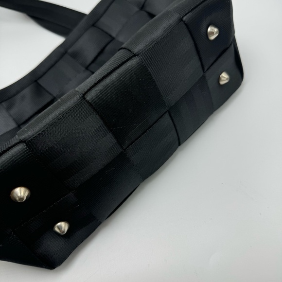 Harveys SeatBelt Purse Black Shoulder Bag Original Seatbelt Bag 90s Y2K - Picture 6 of 9